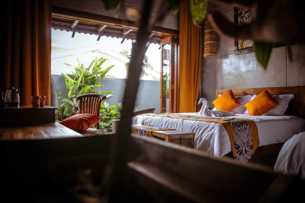 48369028_365851777305095_1755695228020326400_o